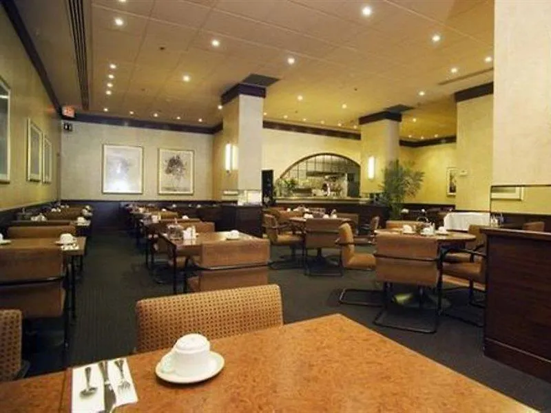 Best Western Primrose Hotel Downtown Toronto